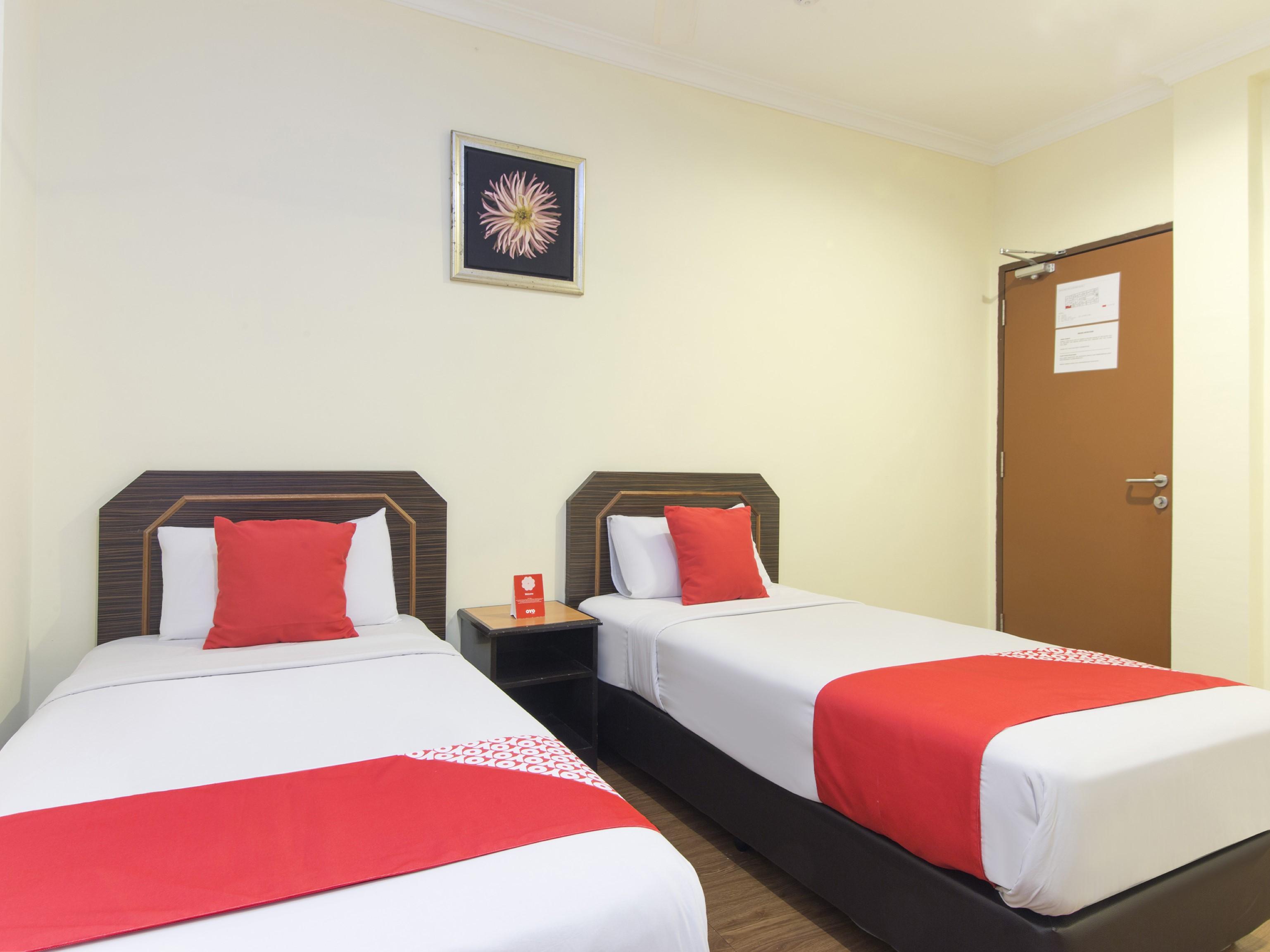 Oyo 327 Buddys Hotel Куала Лумпур Екстериор снимка
